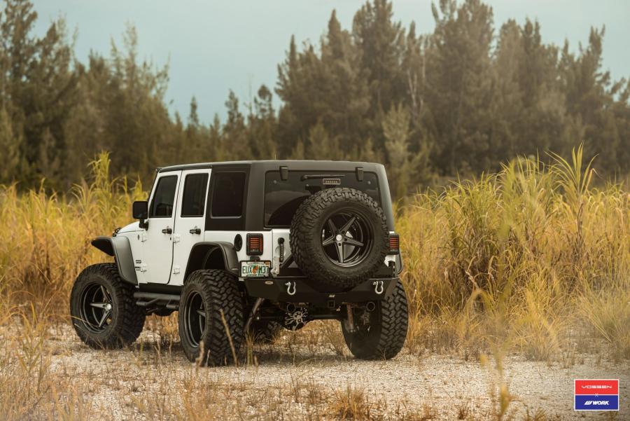  Jeep Wrangler Unlimited on Vossen Wheels (VWS-3) 2016 года  (фото 8 из 13)